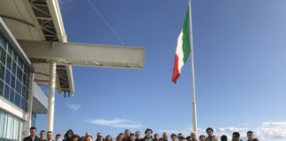 VELISTI DA LUNA ROSSA CON KINDER JOY OF MOVING