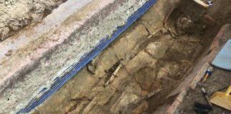 RITROVATO SARCOFAGO CON “OBOLO DI CARONTE”