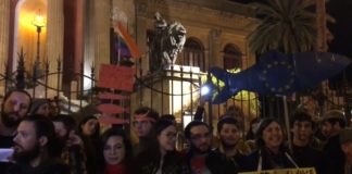 SARDINE, IN MIGLIAIA A PALERMO