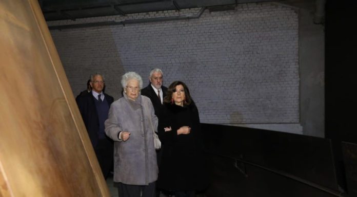 CASELLATI E SEGRE VISITANO IL MEMORIALE DELLA SHOAH