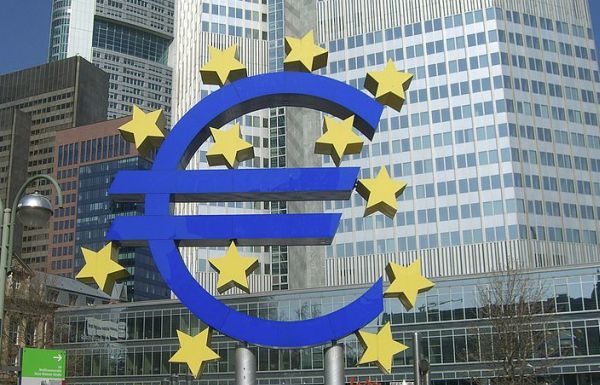 BCE LASCIA I TASSI INVARIATI