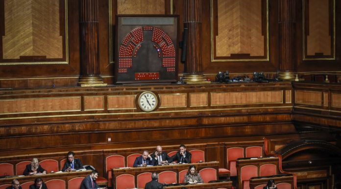 TRE SENATORI DEL M5S PASSANO ALLA LEGA