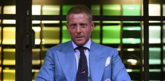 GRAVE INCIDENTE STRADALE PER LAPO ELKANN