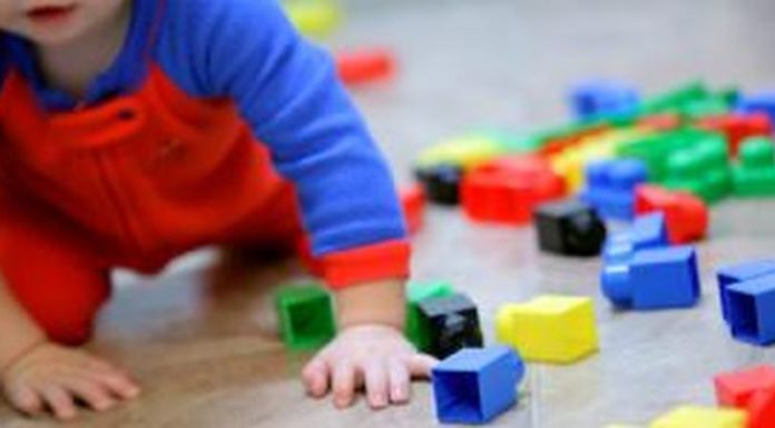 MALTRATTAVANO BIMBI DELL’ASILO, DUE MAESTRE SOSPESE PER 8 MESI IN FRIULI