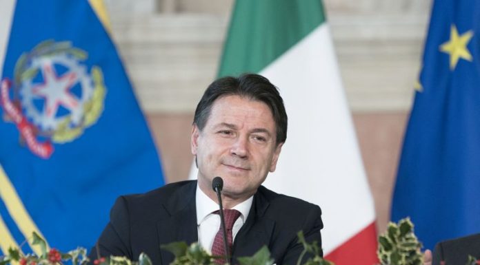 CONTE SDOPPIA MINISTERO SCUOLA E NOMINA AZZOLINA E MANFREDI