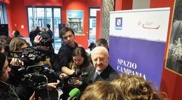 STRAGE DI PIAZZA FONTANA, LA CAMPANIA A MILANO