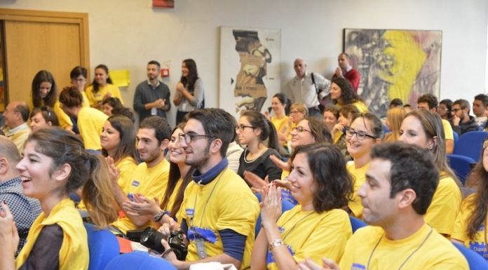 L’“ONDA GIALLA” DEI VOLONTARI EUROPEI A MESSINA