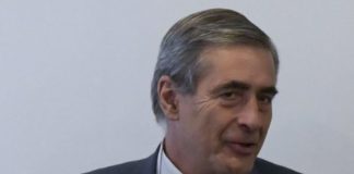 VAL D’AOSTA, FOSSON SI DIMETTE