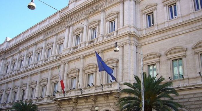 IL DEBITO PUBBLICO A NOVEMBRE CALA A 2.444,6 MILIARDI