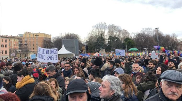 SARDINE, SANTORI “SIAMO OLTRE 40 MILA A BOLOGNA”