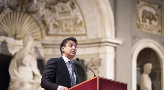 GREGORETTI, CONTE “LA DECISIONE SULLO SBARCO COMPETENZA DI SALVINI”