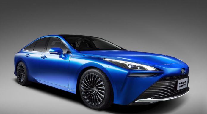 Toyota, nel futuro a zero emissioni ci sono l’ibrido e l’idrogeno