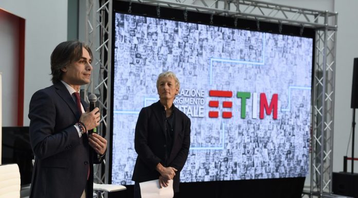 Tim, in Calabria un progetto per insegnare come utilizzare Internet