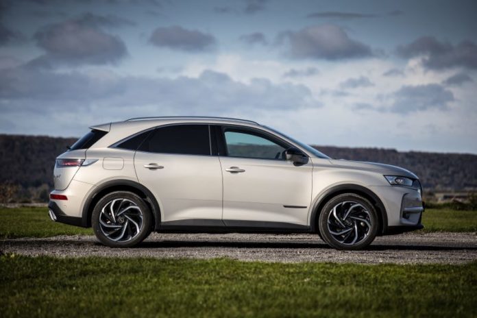 DS 7 CROSSBACK E-TENSE 4X4