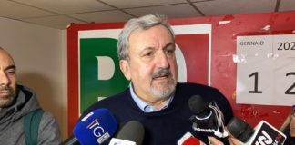 EMILIANO VINCE LE PRIMARIE IN PUGLIA CON IL 70%