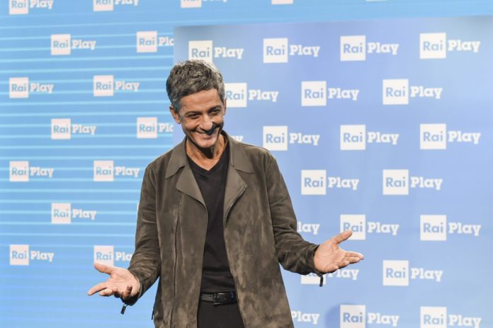 ROSARIO FIORELLO SHOWMAN