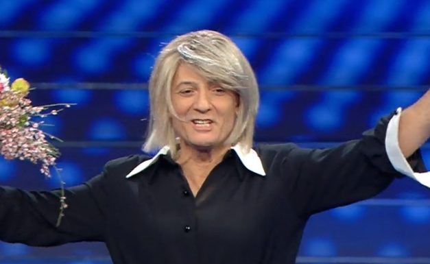 Sanremo, Fiorello si veste da De Filippi e reunion Ricchi e Poveri
