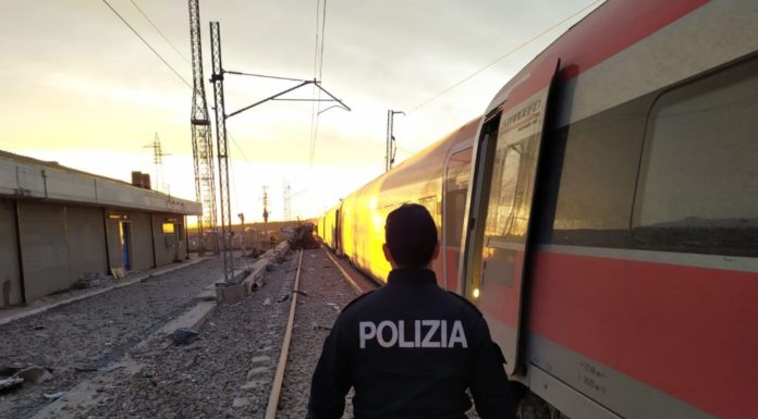 Treno deragliato, 2 morti e 31 feriti il bilancio definitivo