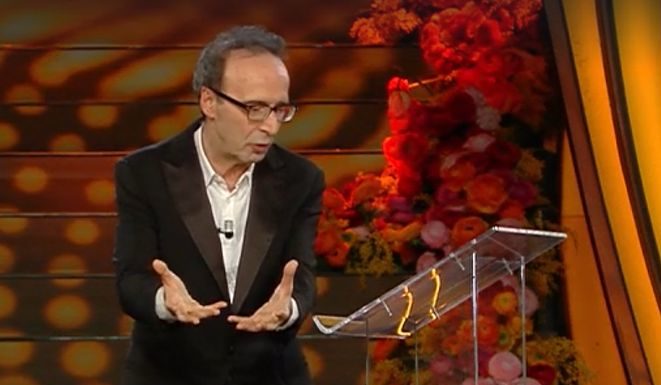 Sanremo, serata cover tra Benigni, Ronaldo e Mika