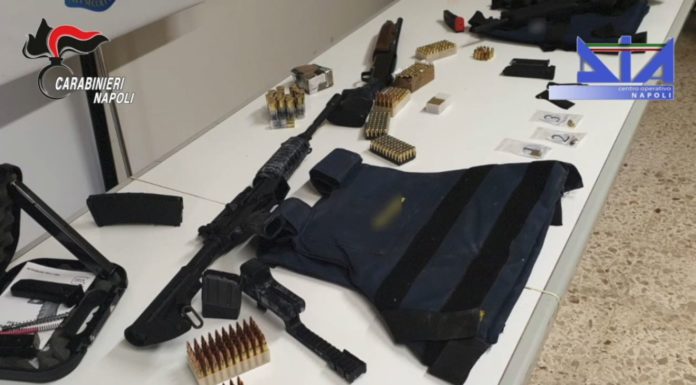 Blitz contro la camorra, 24 arresti a Napoli