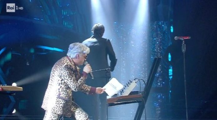 Bugo abbandona il palco di Sanremo, squalificato insieme a Morgan