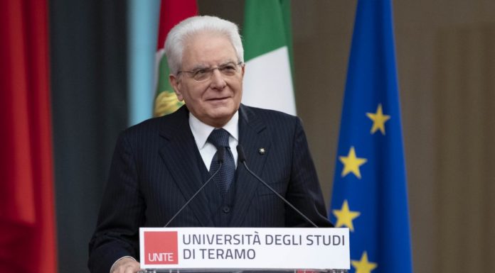 Mattarella “L’economia recuperi il rapporto con l’etica”