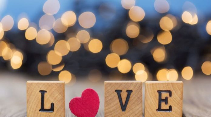 San Valentino, per il 68% degli italiani va celebrato ogni tipo di amore