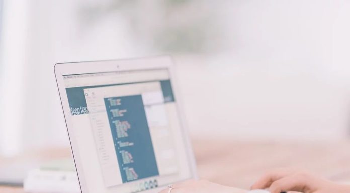 Dipendenti pubblici, 100 euro in più in busta paga con nuovo contratto