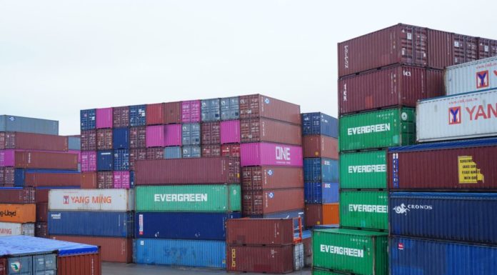A dicembre l’export in aumento su base annua