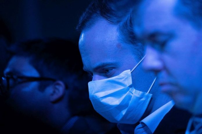 EPIDEMIA VIRUS MASCHERINA PROTETTIVA CONTAGIO EPIDEMIA EMERGENZA