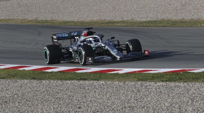 Bottas il più veloce dei primi test, la Ferrari pensa allo sviluppo