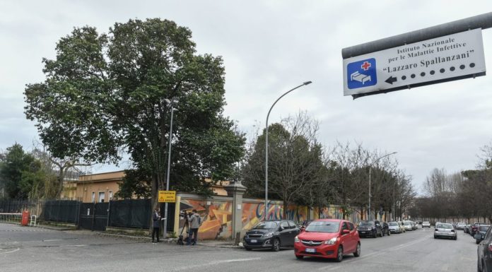 Coronavirus, donna cinese allo Spallanzani in netto miglioramento