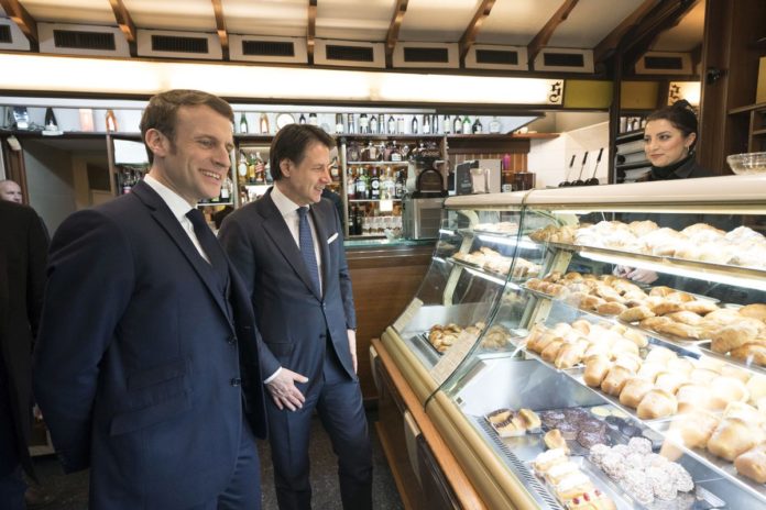 GIUSEPPE CONTE
EMMANUEL MACRON