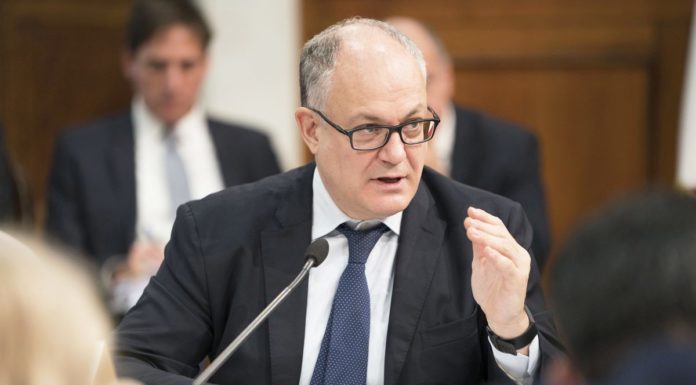 Coronavirus, Gualtieri “Pronto il decreto per la Zona Rossa”