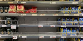 Coronavirus, rientra la corsa ai supermercati