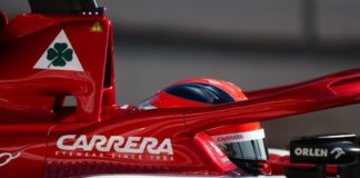 Kubica il più veloce nei test di Formula Uno a Barcellona