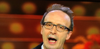 Sanremo, serata cover tra Benigni, Mika e Ronaldo