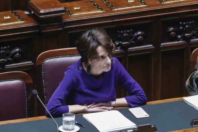 ELENA BONETTI MINISTRA FAMIGLIA