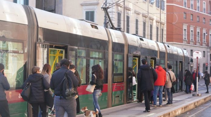 Coronavirus, nel trasporto pubblico locale persi oltre meta’ passeggeri