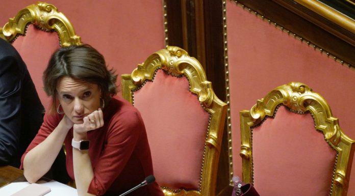 Coronavirus, Bonetti “La prossima settimana il decreto per le famiglie”