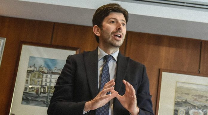 Coronavirus, Speranza “Affrontiamo una crisi senza precedenti”