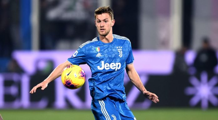 Positivo al coronavirus lo juventino Rugani, e’ il primo in Serie A