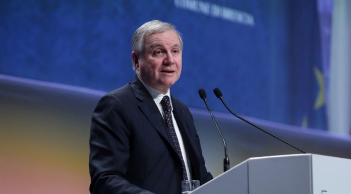 Bce, Visco “Se necessario piu’ azioni ma per ora pacchetto adeguato”
