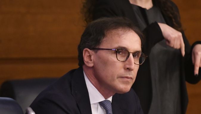 Il ministro Boccia “Impossibile chiudere tutto”