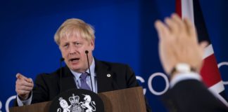 Coronavirus, Johnson “Dobbiamo agire come un Governo in guerra”