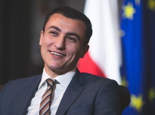 Coronavirus, ministro Economia Malta “Espellere stranieri senza lavoro”