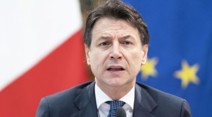 Coronavirus, Conte “Chiudiamo le attivita’ produttive non essenziali”