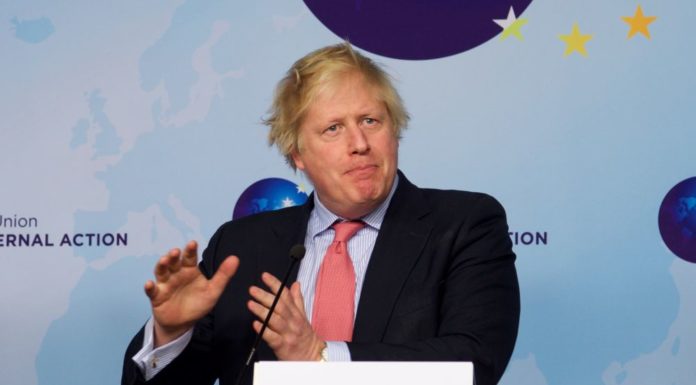 Coronavirus, Johnson chiude il Regno Unito “Emergenza nazionale”