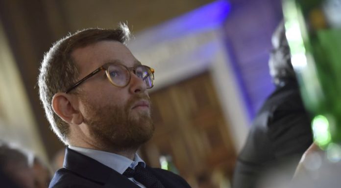 Coronavirus, Provenzano “Indispensabile miglioare reddito cittadinanza”