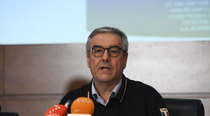 Coronavirus, In Italia 77.635 positivi, 12.428 morti e 15.729 guariti